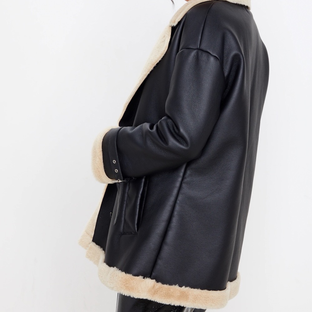 Prettylittlething- Black PU Faux Fur Trim Vintage Style Coat